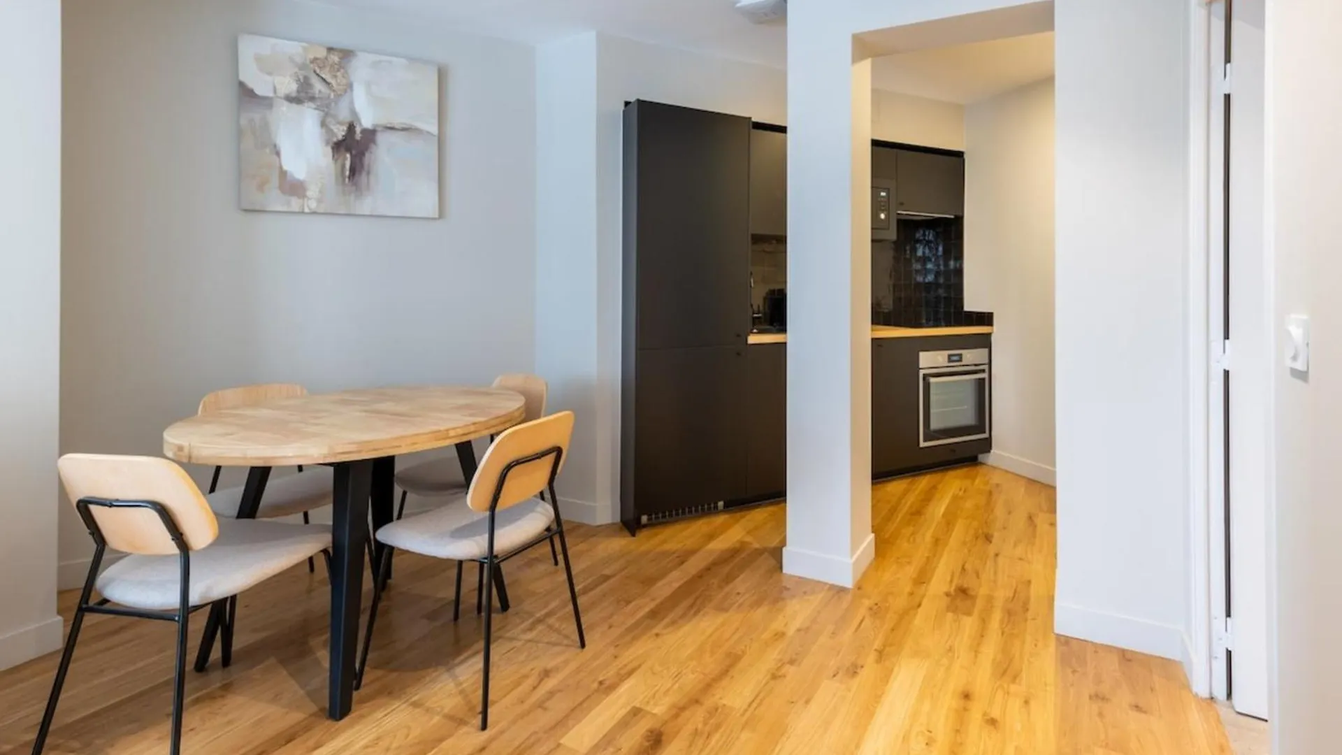 Beautiful & Modern 1bd Flat Near Montmartre